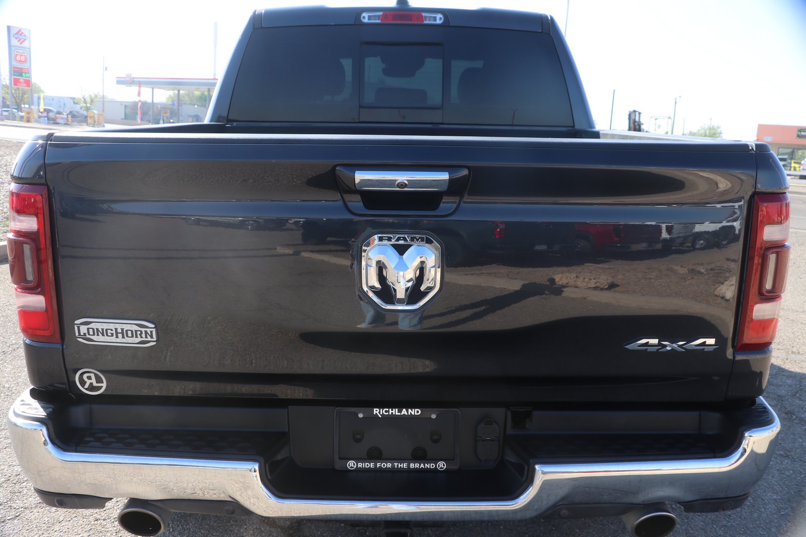 Used 2019 RAM 1500 Limited AWD/4WD image 6