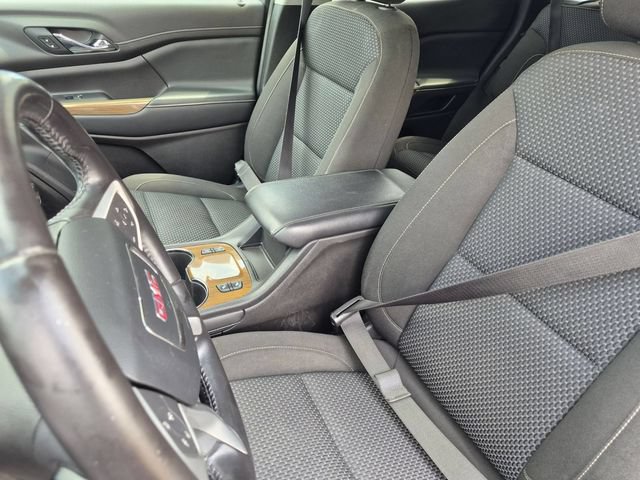 Used 2020 GMC Acadia SLE w/ Driver Convenience Package FWD image 12