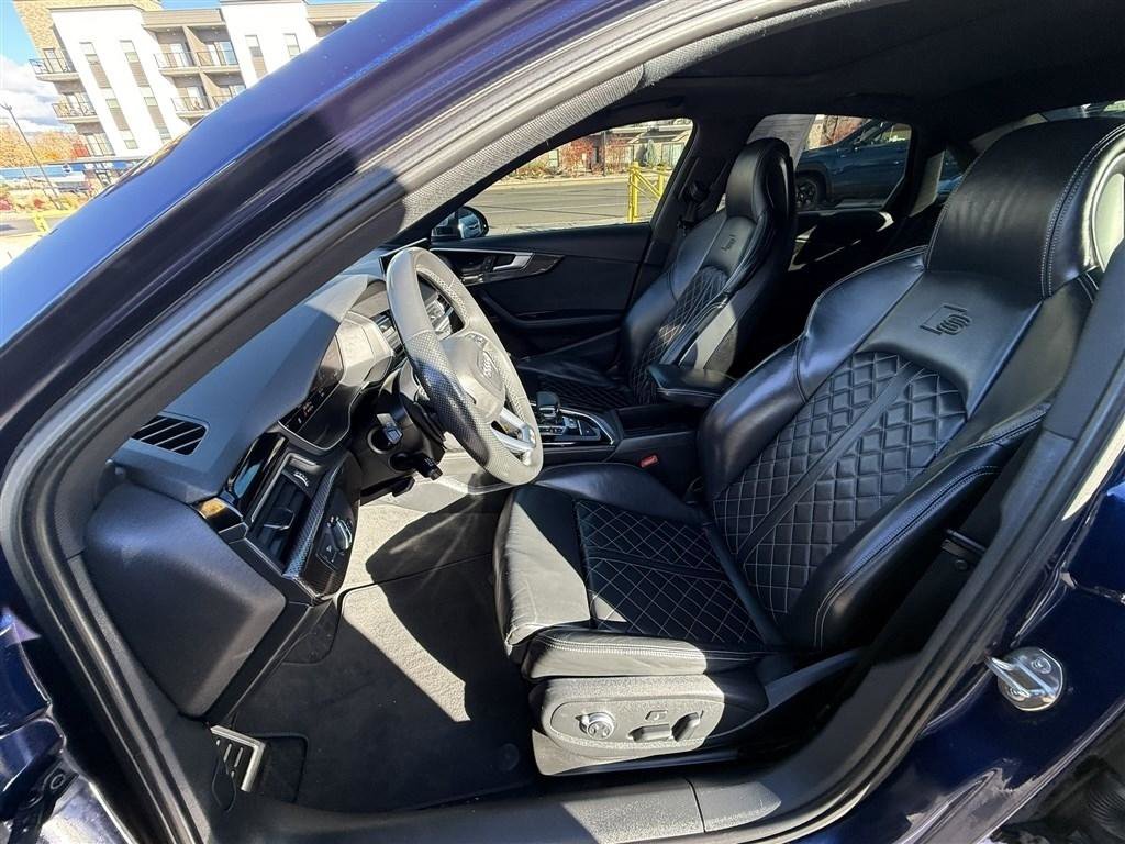 Used 2021 Audi S4 Premium Plus w/ Premium Plus Package AWD/4WD image 16
