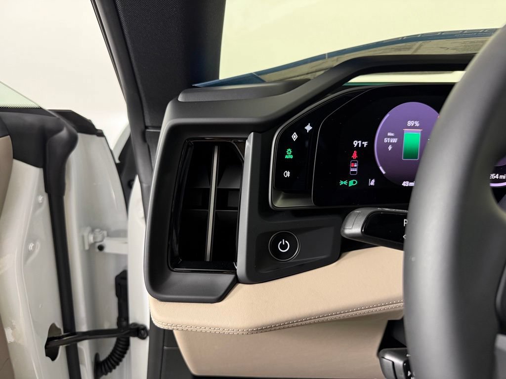 New 2026 Porsche Cayenne Electric AWD/4WD image 24