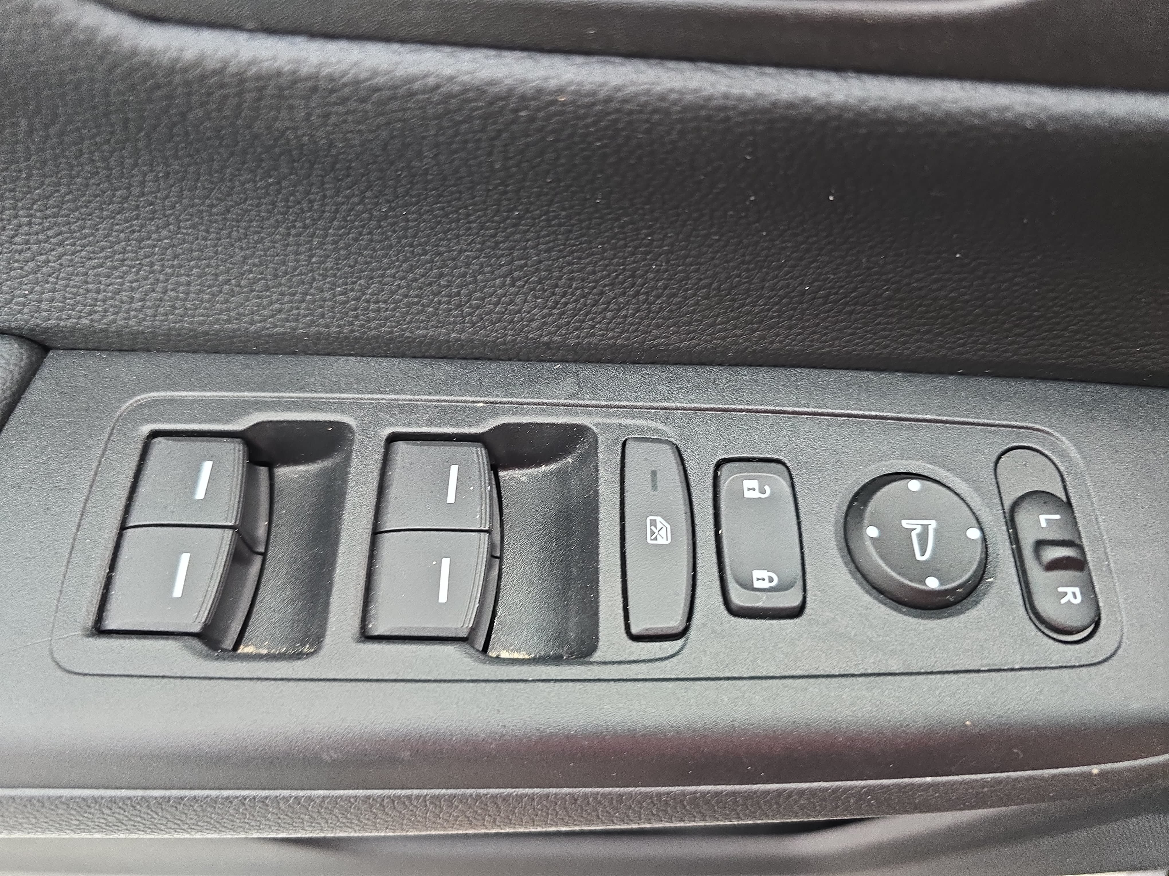 Used 2024 Honda CR-V Sport-L image 28