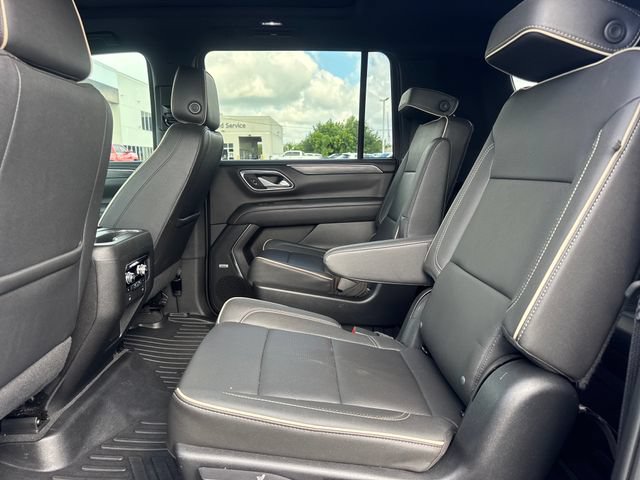 Used 2022 GMC Yukon XL SLT w/ SLT Premium Package AWD/4WD image 11