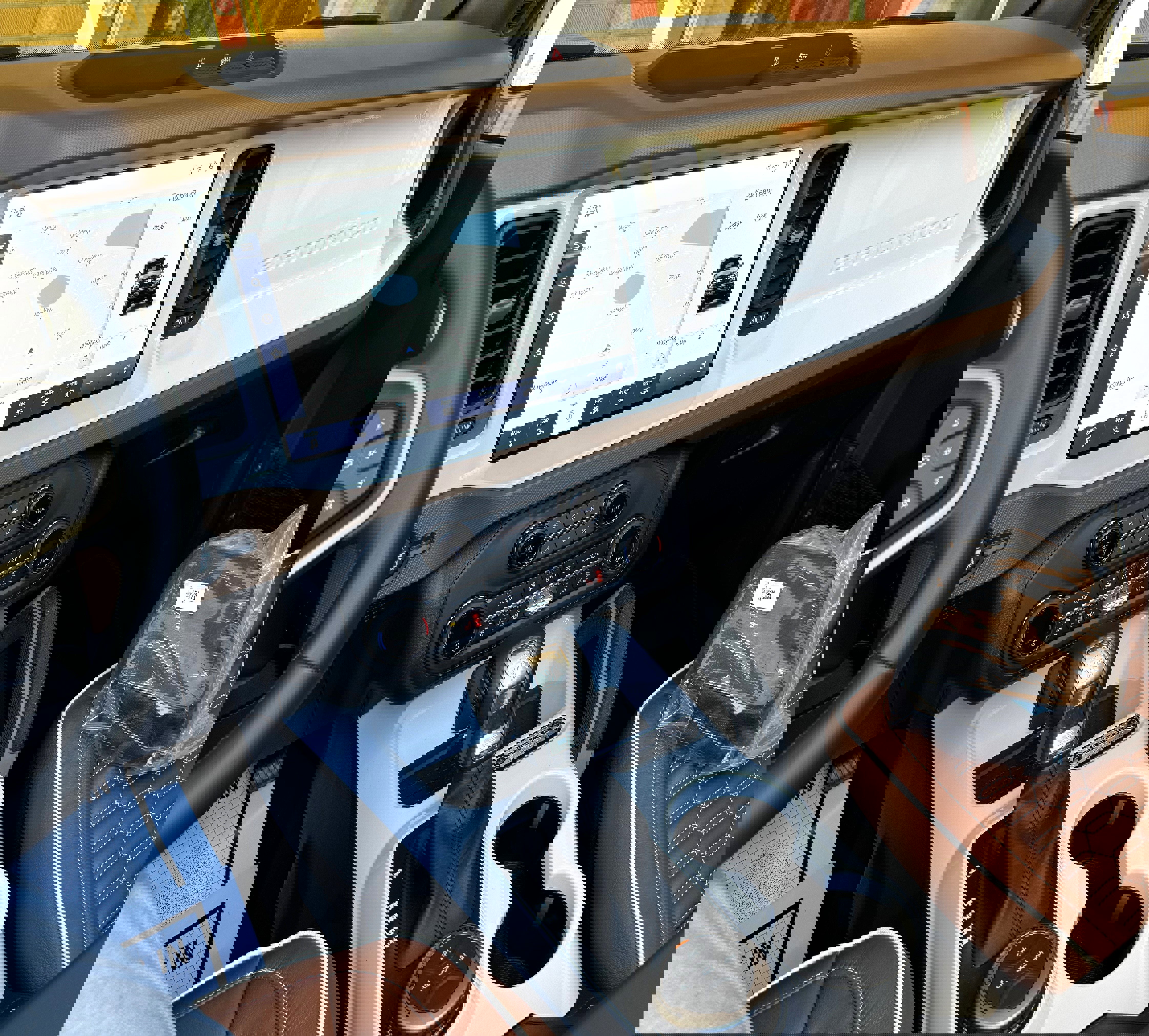 Used 2024 Ford Bronco Outer Banks image 33