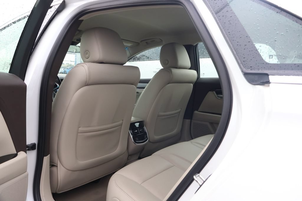 Used 2016 Cadillac XTS Luxury w/ LPO, Protection Package FWD image 32
