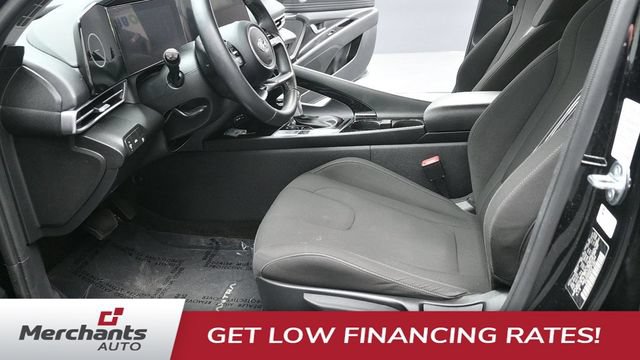 Used 2023 Hyundai Elantra SEL w/ Convenience Package FWD image 18