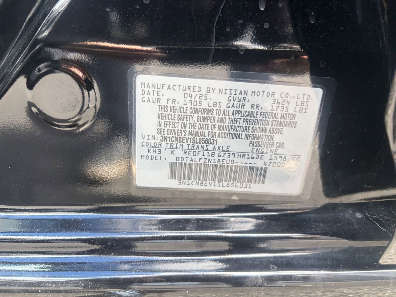 Used 2025 Nissan Versa SV FWD image 28