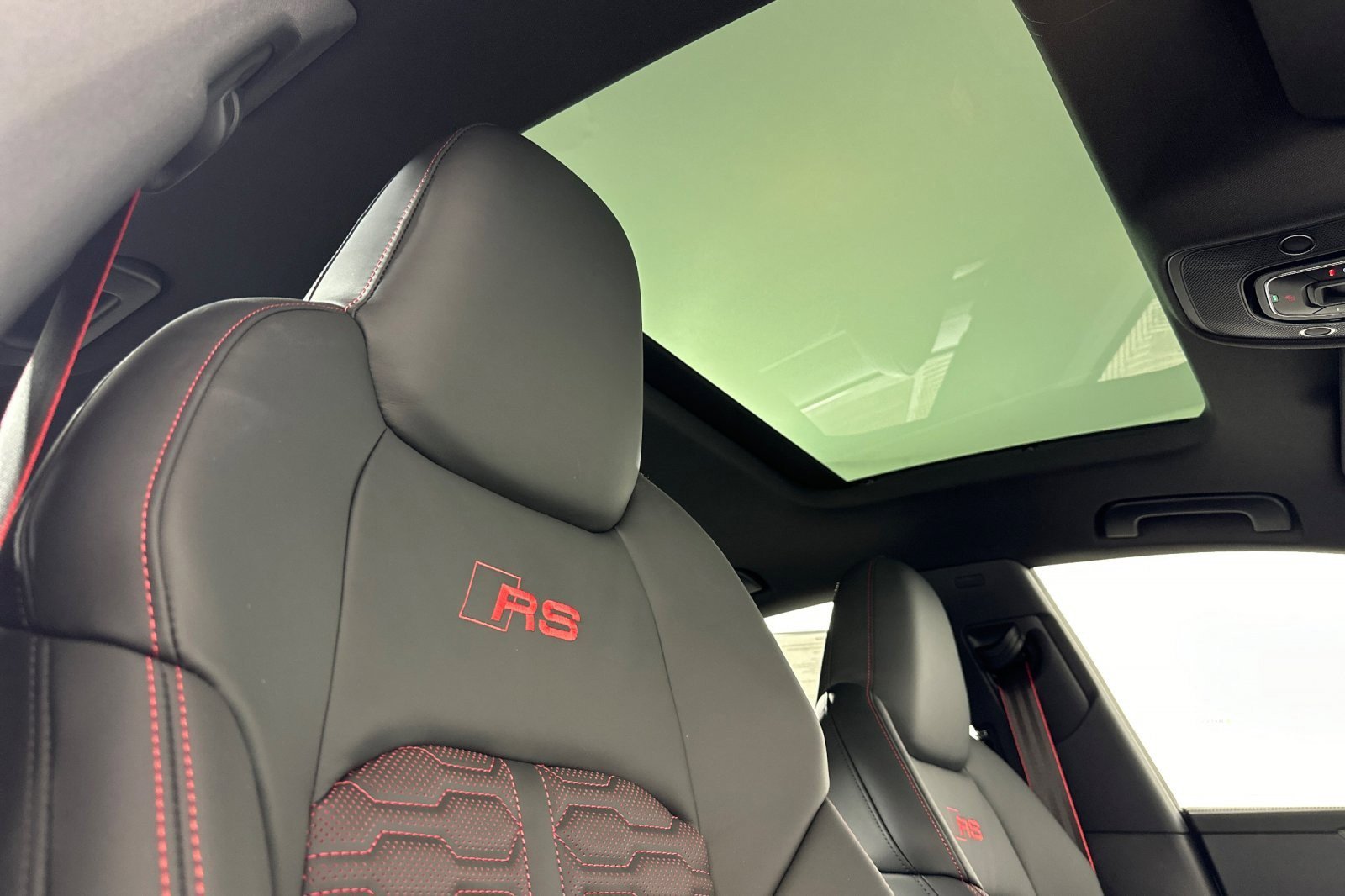 New 2026 Audi RS 7 Performance AWD/4WD image 15
