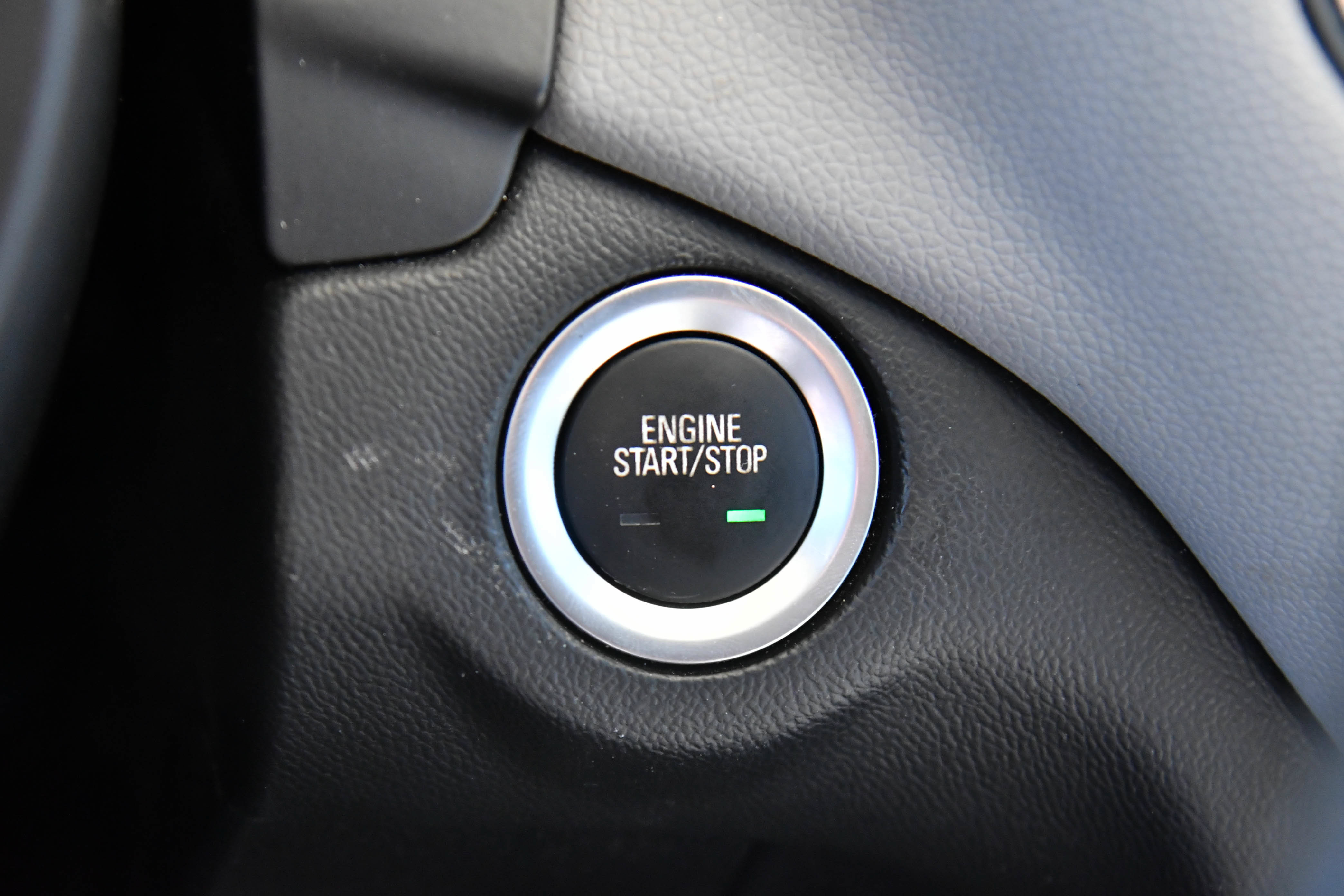Used 2019 Chevrolet Equinox LT FWD image 26