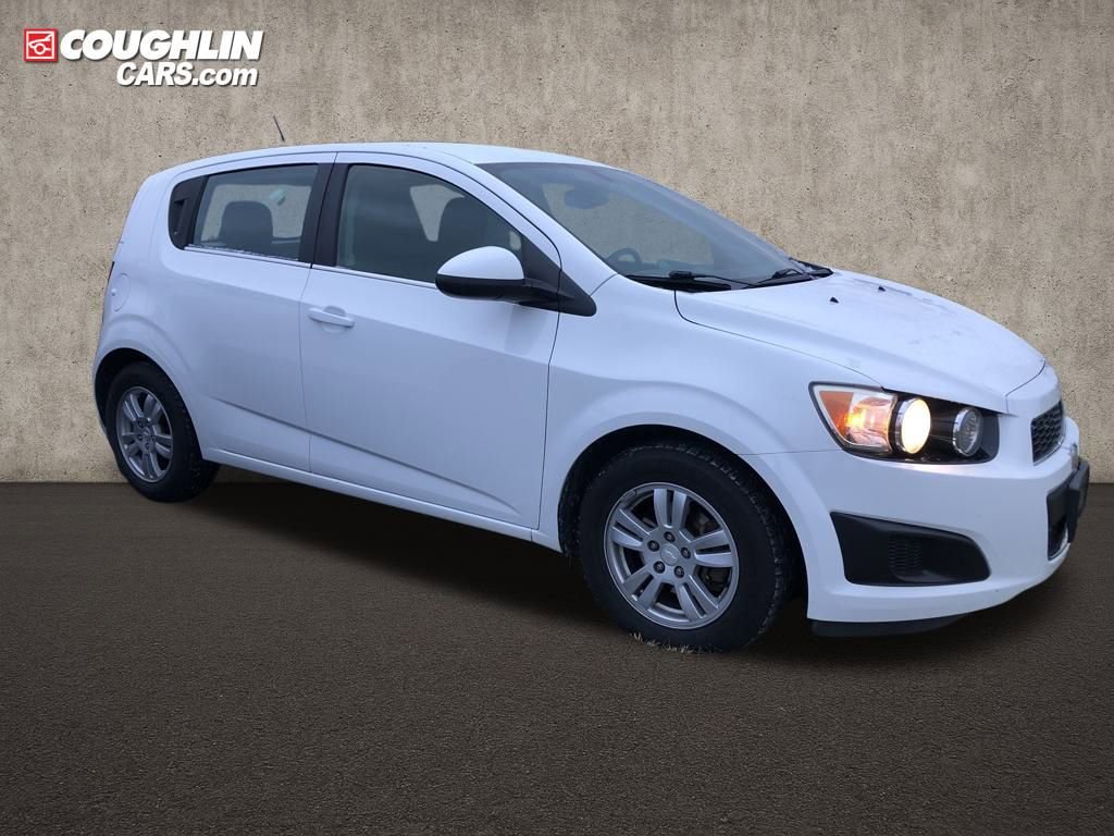 Used 2015 Chevrolet Sonic LT image 6