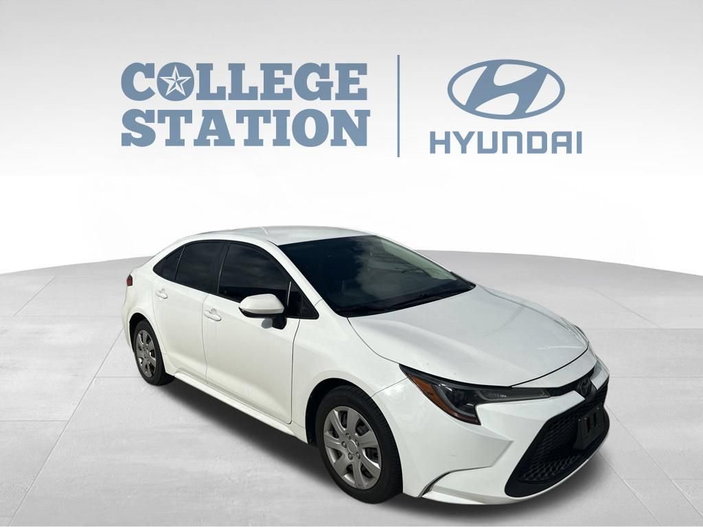 Used 2020 Toyota Corolla LE FWD image 3
