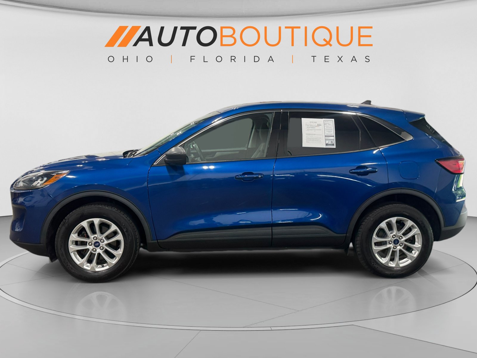 Used 2022 Ford Escape SE AWD/4WD image 2