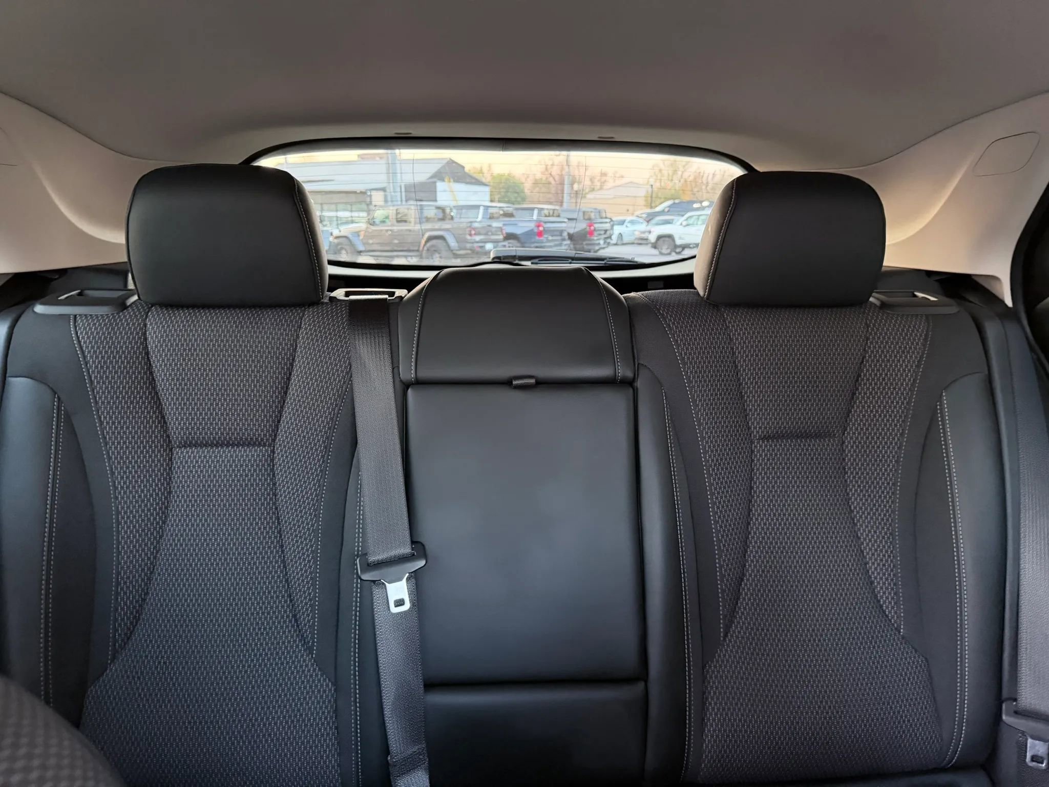 Used 2022 Buick Envision Preferred w/ Safety Package FWD image 24