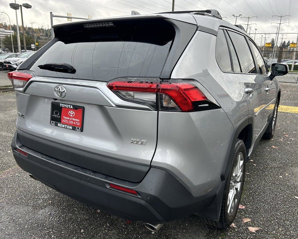 Certified 2024 Toyota RAV4 XLE Premium image 5