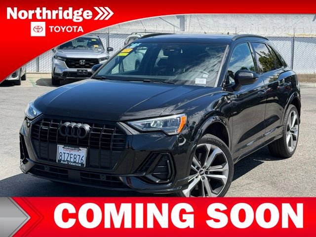 Used 2021 Audi Q3 2.0T Premium w/ Convenience Package AWD/4WD image 1
