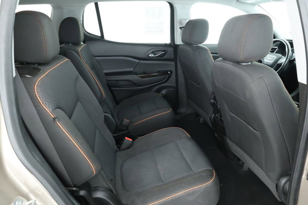 Used 2022 GMC Acadia AT4 image 23