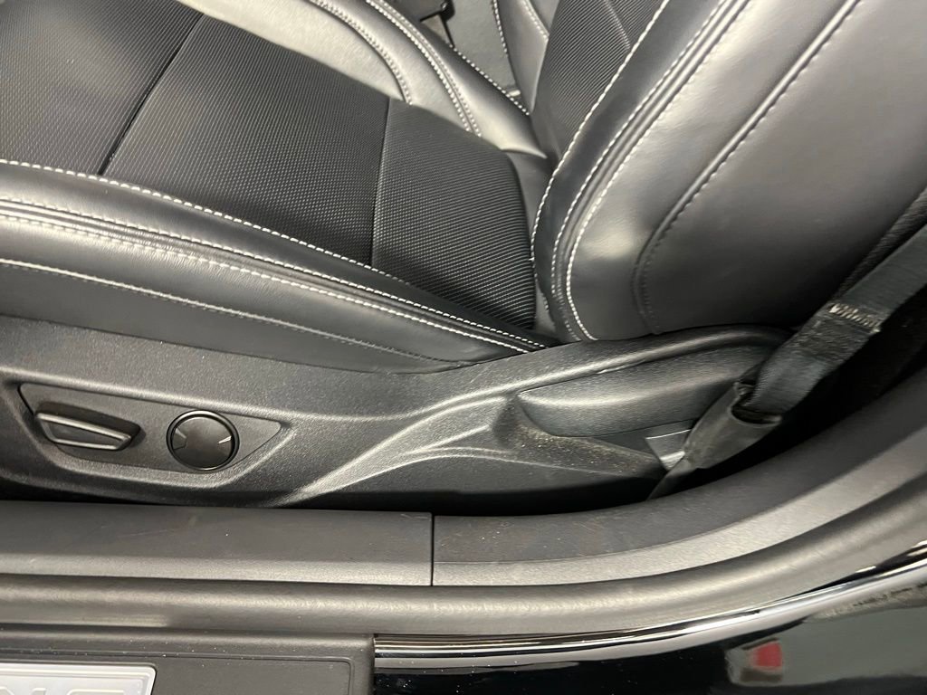 Used 2025 Ford Mustang Premium image 21