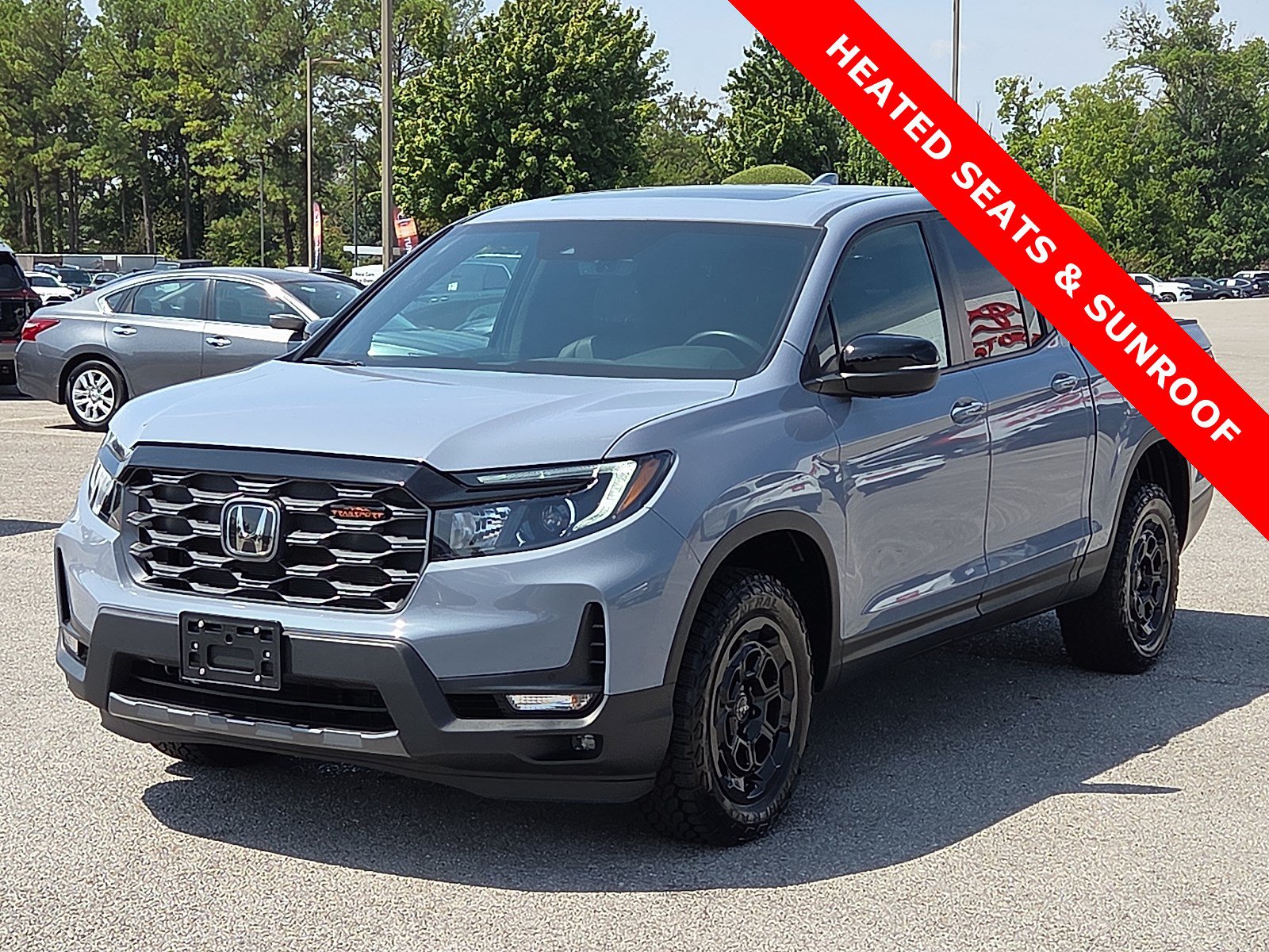 Used 2025 Honda Ridgeline TrailSport+ image 2