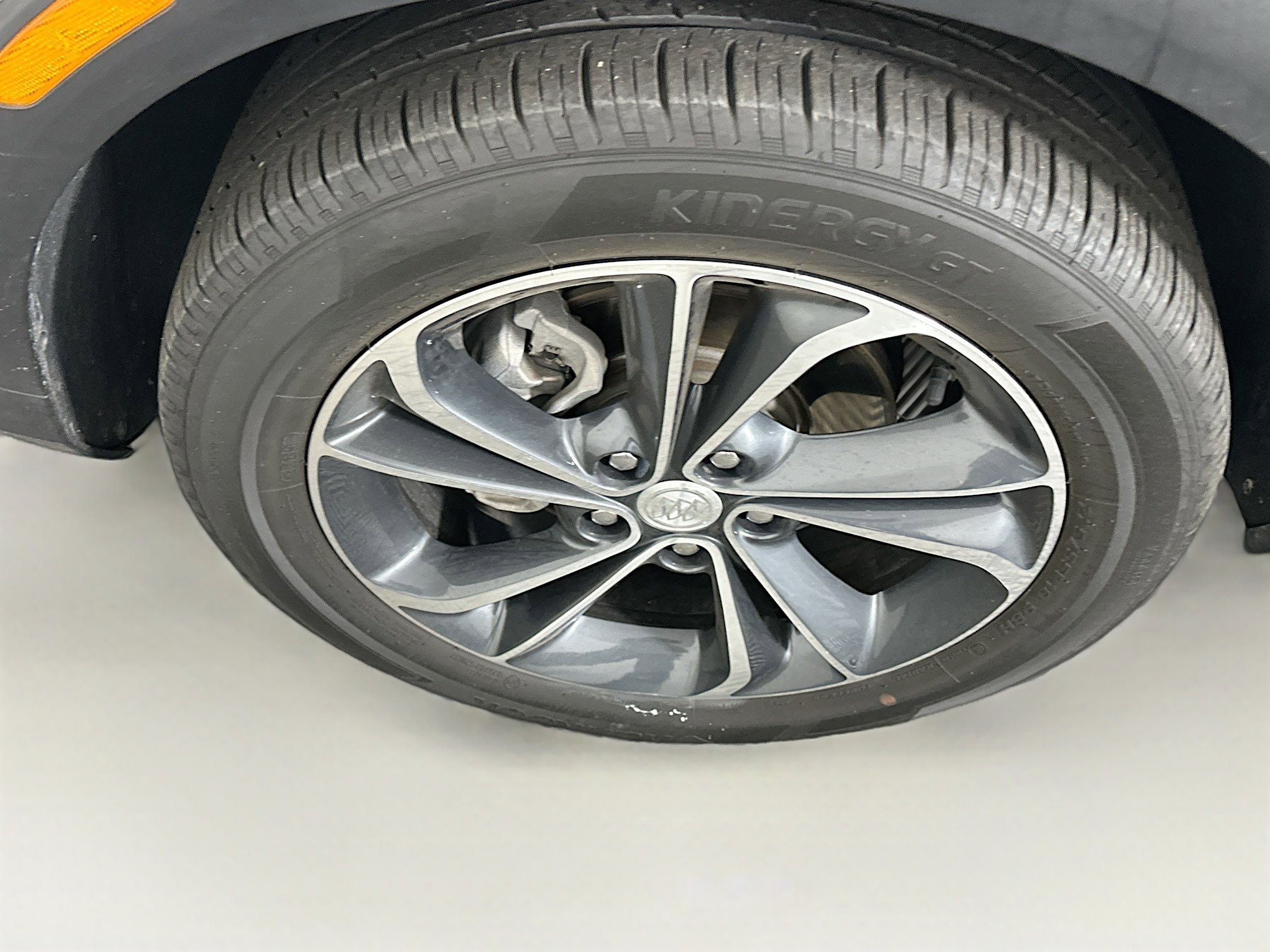 Used 2022 Buick Encore GX Select image 11