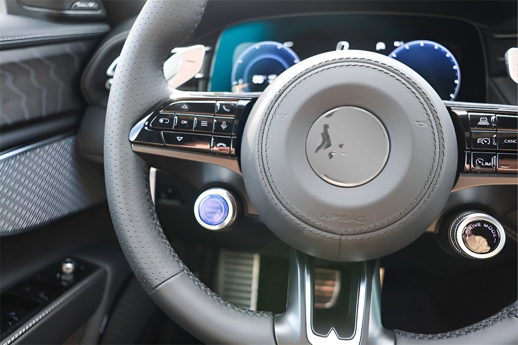New 2025 Maserati Grecale Modena image 12