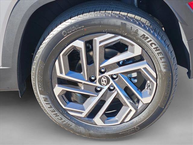 New 2025 Hyundai Tucson Limited image 10