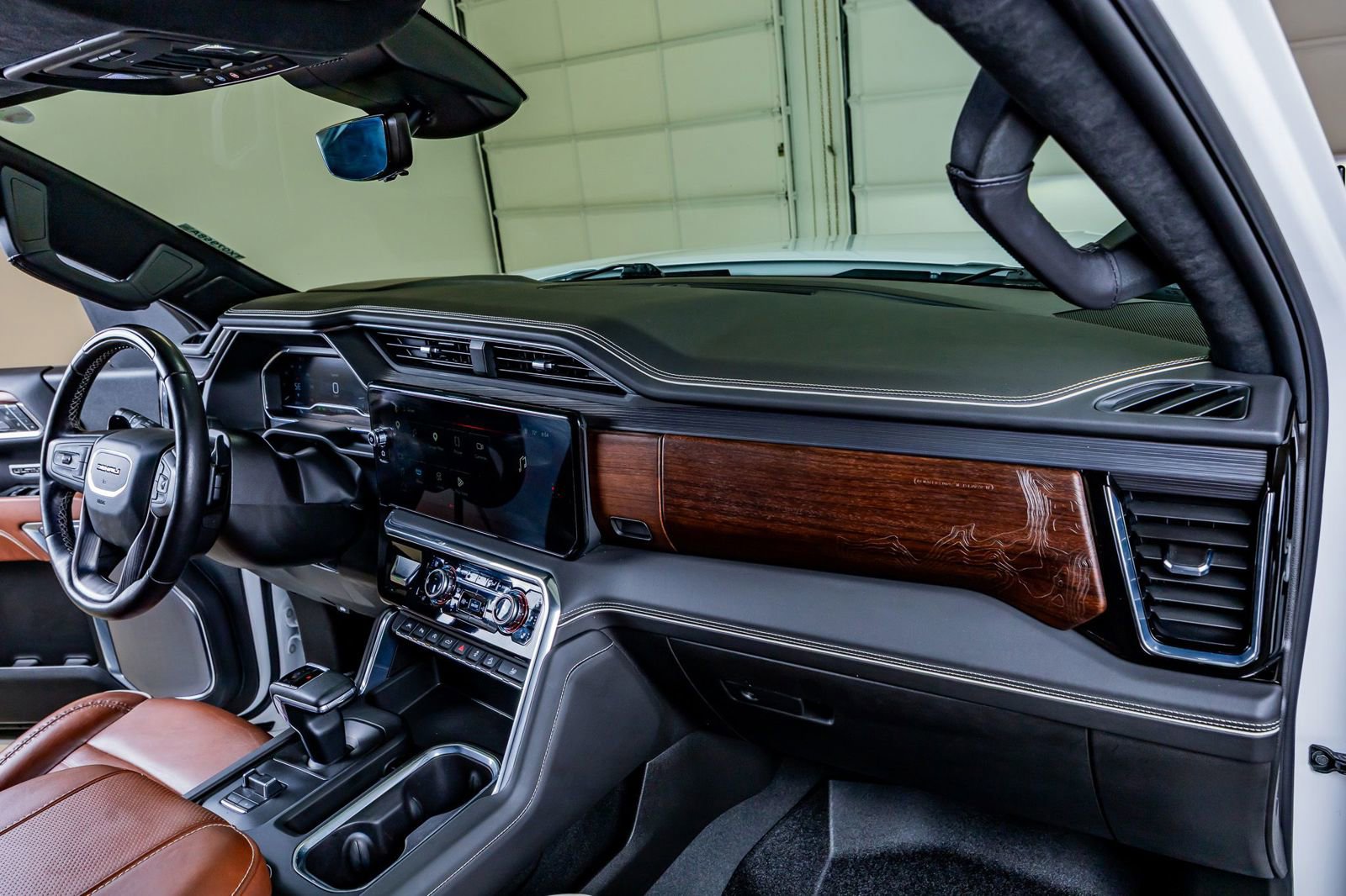 Used 2024 GMC Sierra 1500 Denali Ultimate image 16