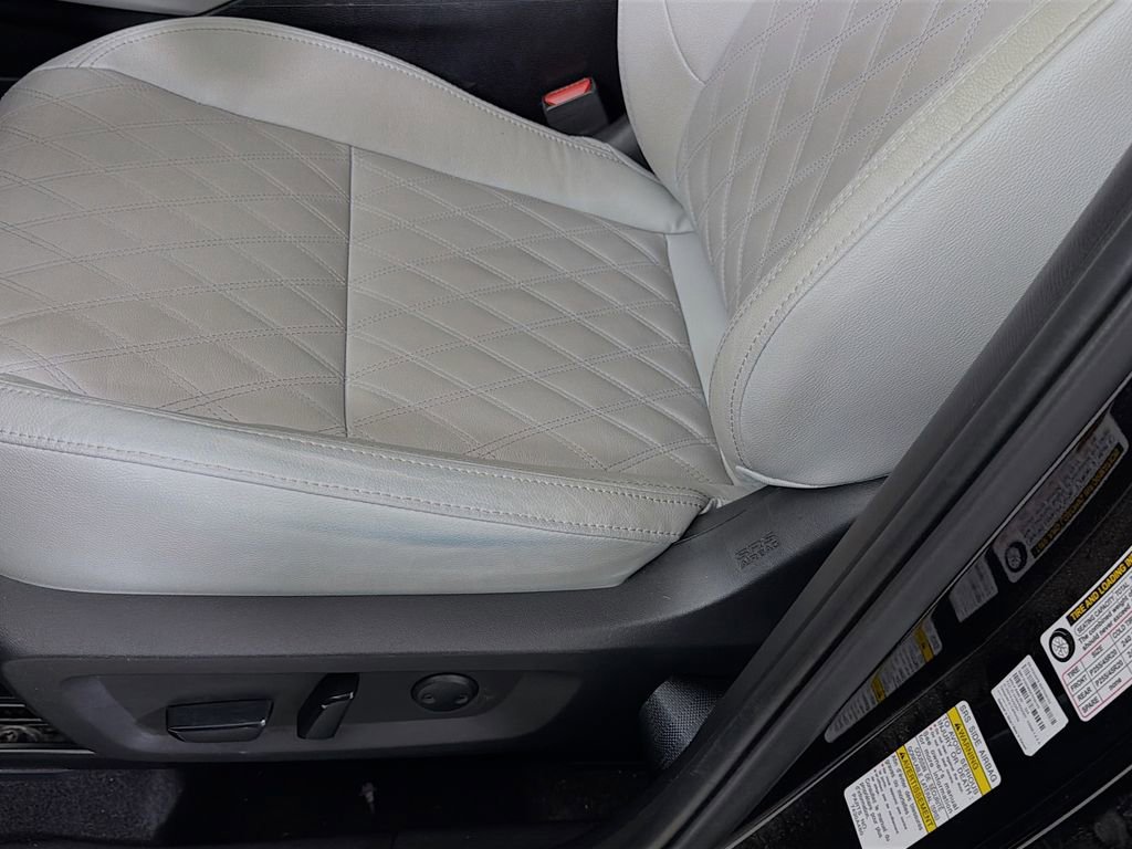 Used 2024 Mitsubishi Outlander SEL image 22