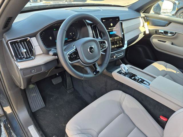 New 2026 Volvo XC90 B6 Plus w/ Protection Package AWD/4WD image 7