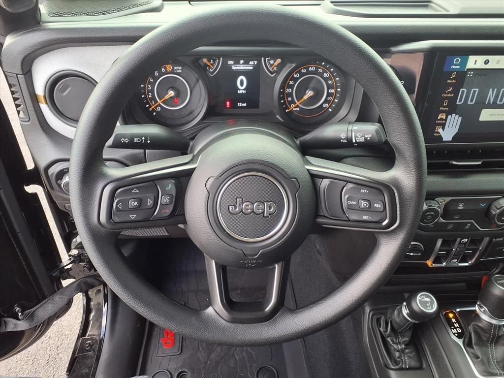 New 2026 Jeep Gladiator Sport AWD/4WD image 16