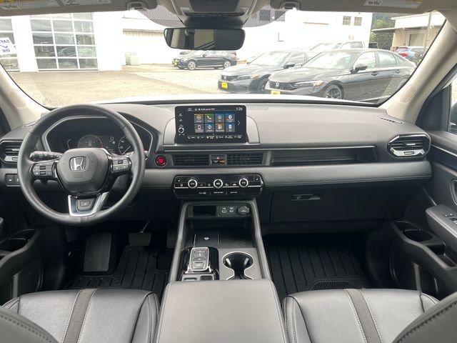 Used 2025 Honda Pilot EX-L image 15