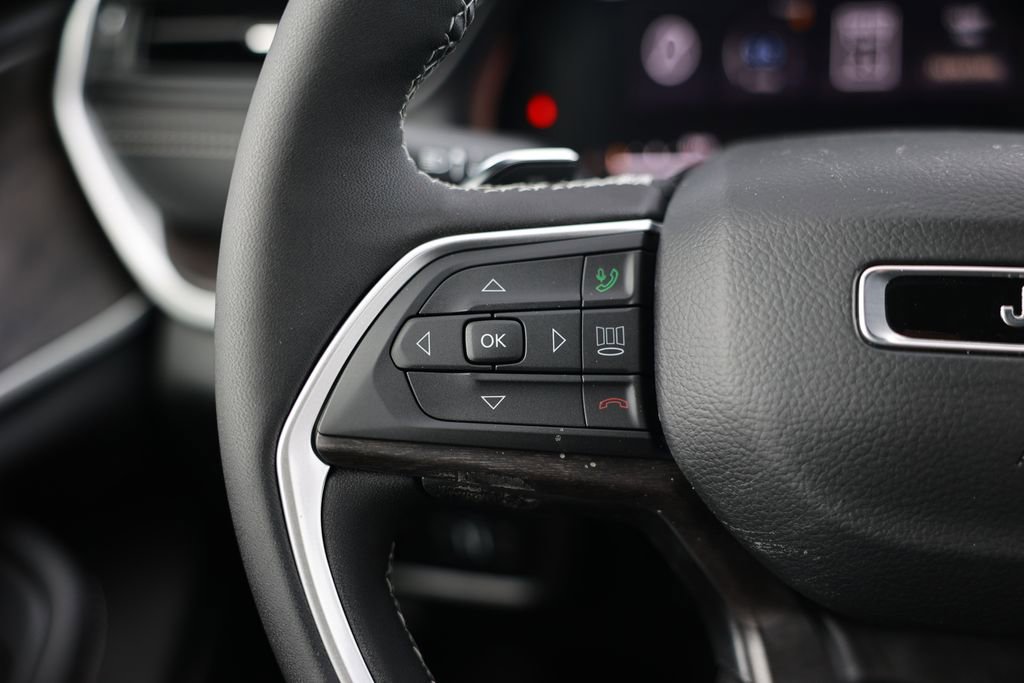 New 2026 Jeep Grand Cherokee Limited image 17