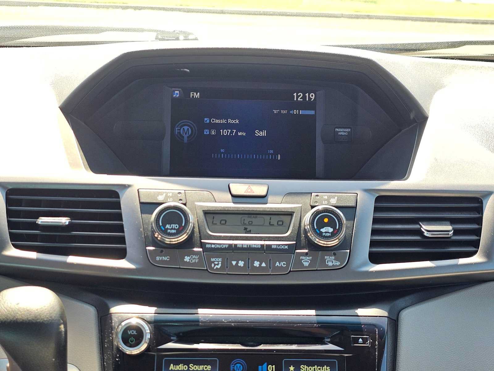 Used 2014 Honda Odyssey EX-L image 27