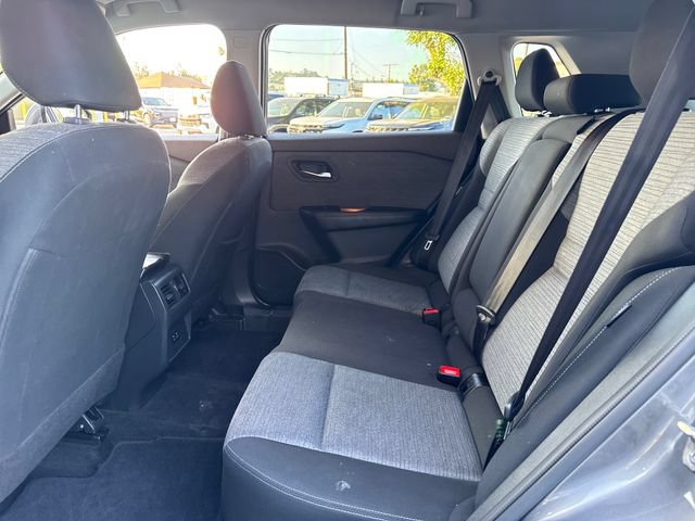 Used 2023 Nissan Rogue SV FWD image 24