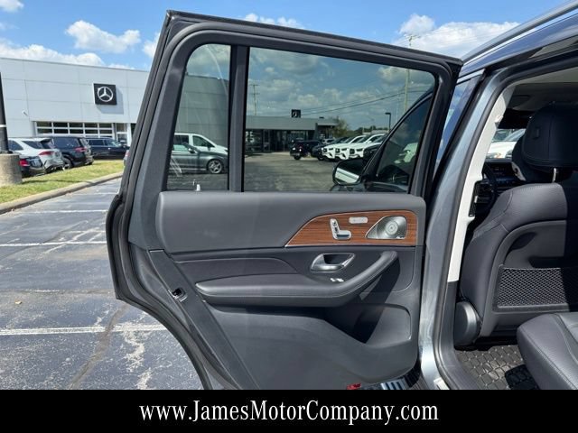 Certified 2026 Mercedes-Benz GLS 450 4MATIC image 20