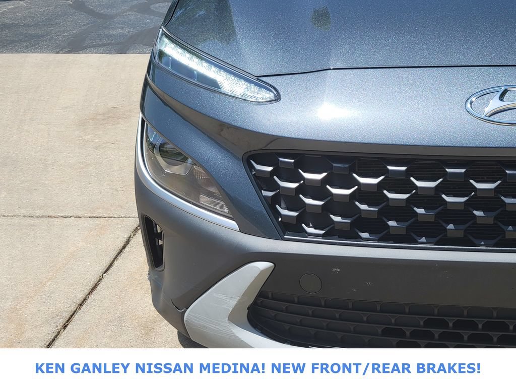 Used 2022 Hyundai Kona SE AWD/4WD image 9