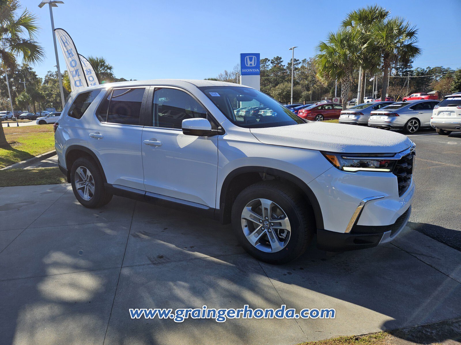 New 2025 Honda Pilot EX-L image 7
