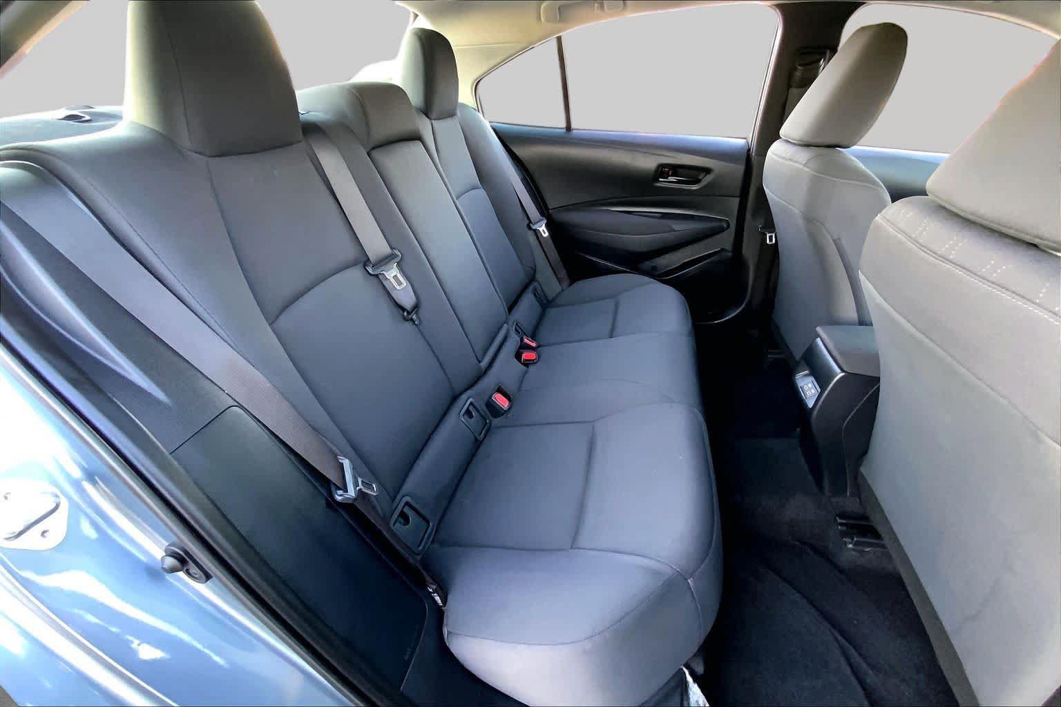 Used 2024 Toyota Corolla LE FWD image 19
