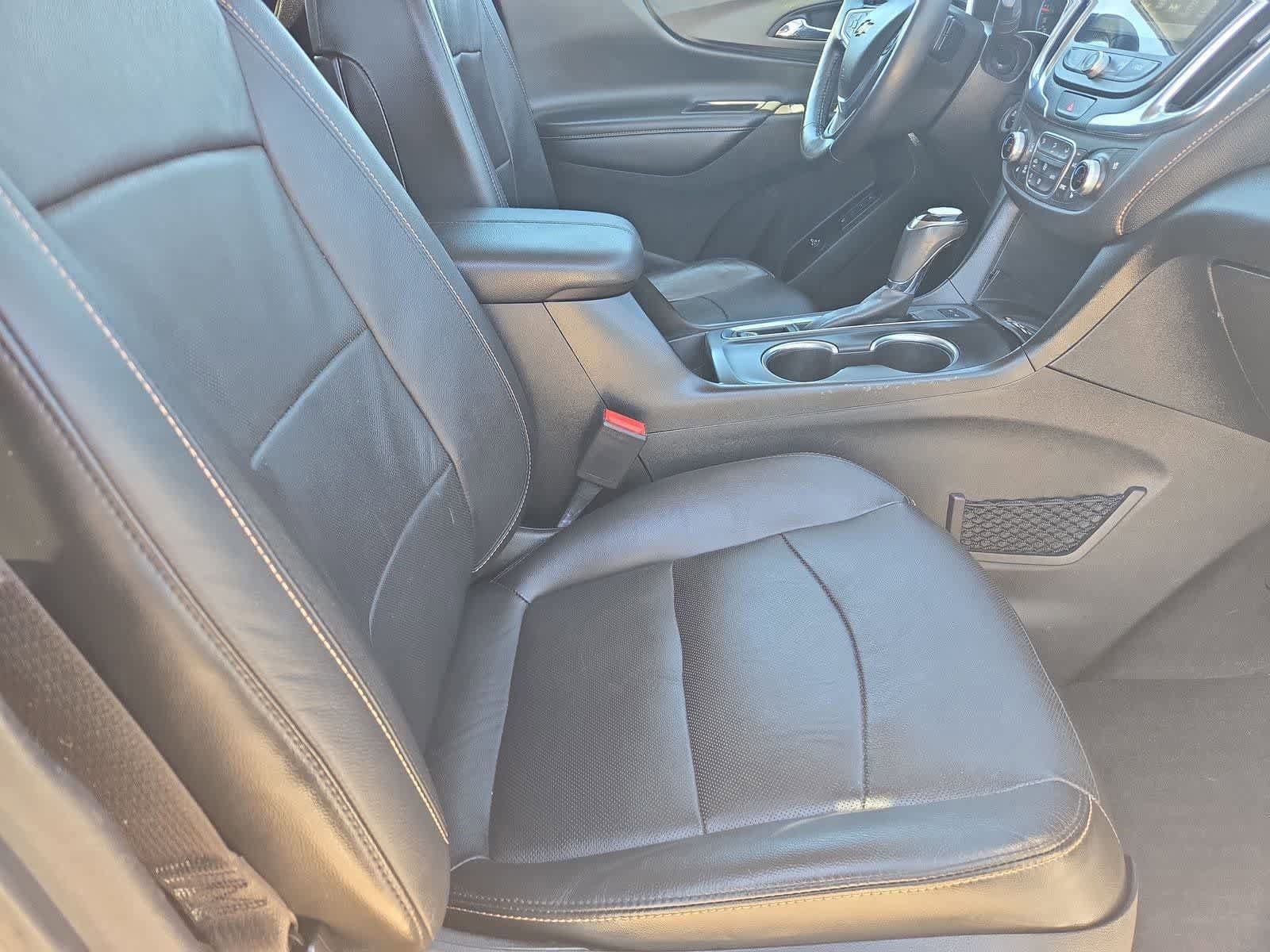 Used 2018 Chevrolet Equinox Premier AWD/4WD image 18