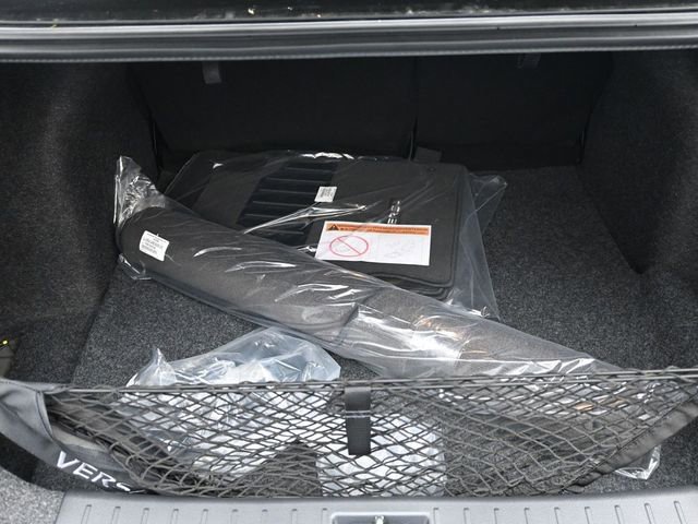New 2025 Nissan Versa SR w/ Trunk Package FWD image 27