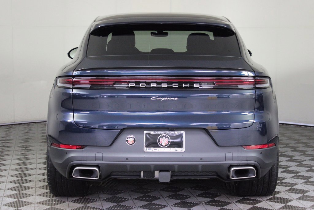 Used 2025 Porsche Cayenne Coupe image 6