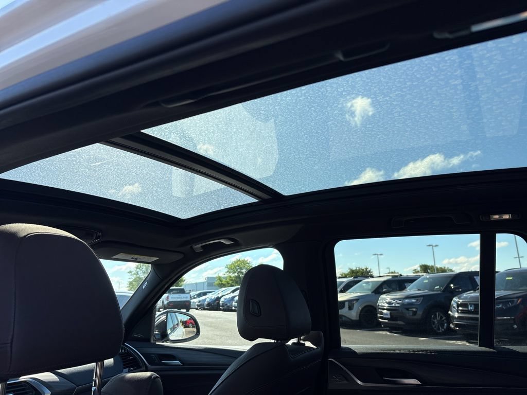 Used 2018 BMW X3 xDrive30i AWD/4WD image 5