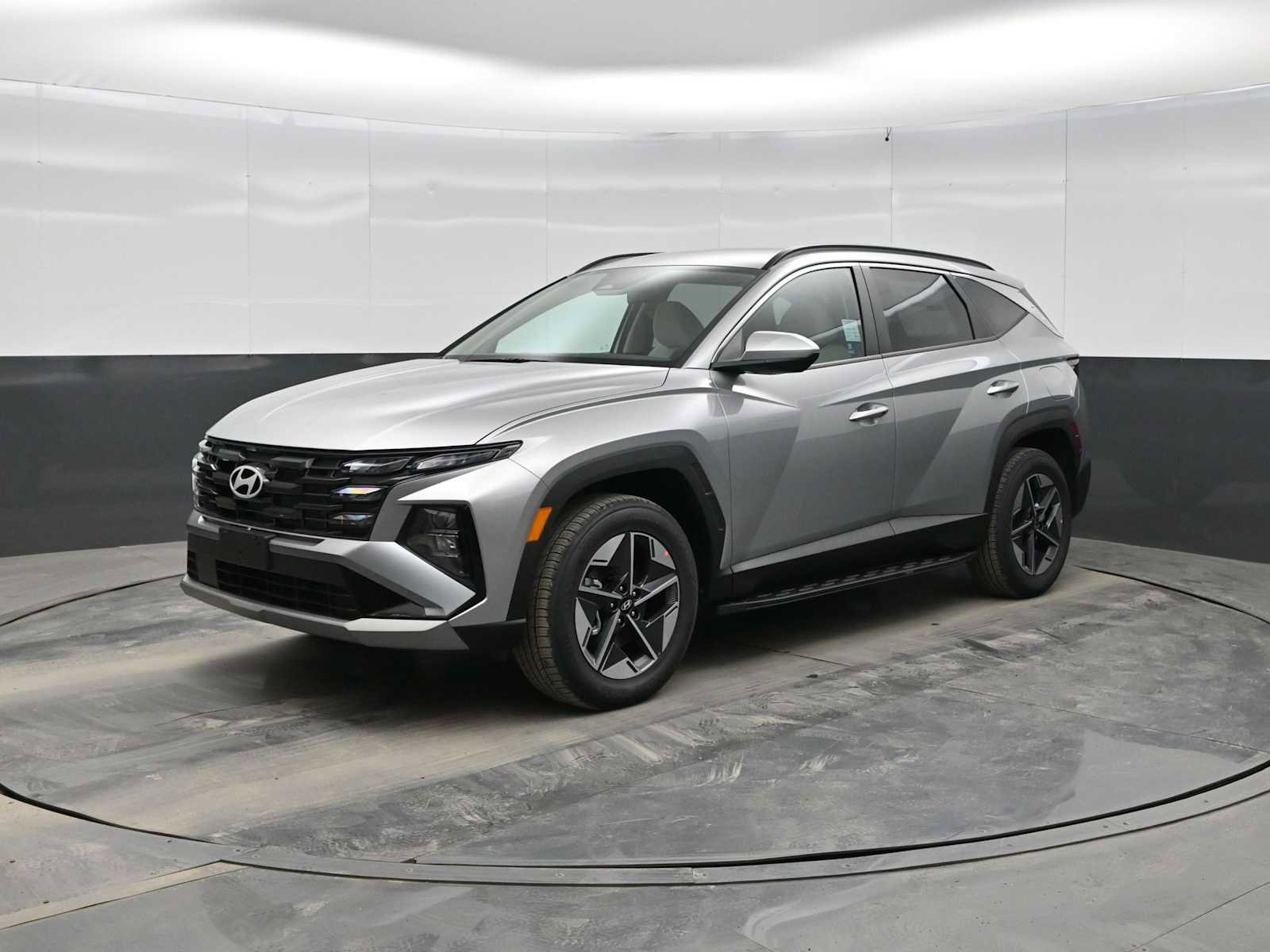 New 2026 Hyundai Tucson SEL image 1