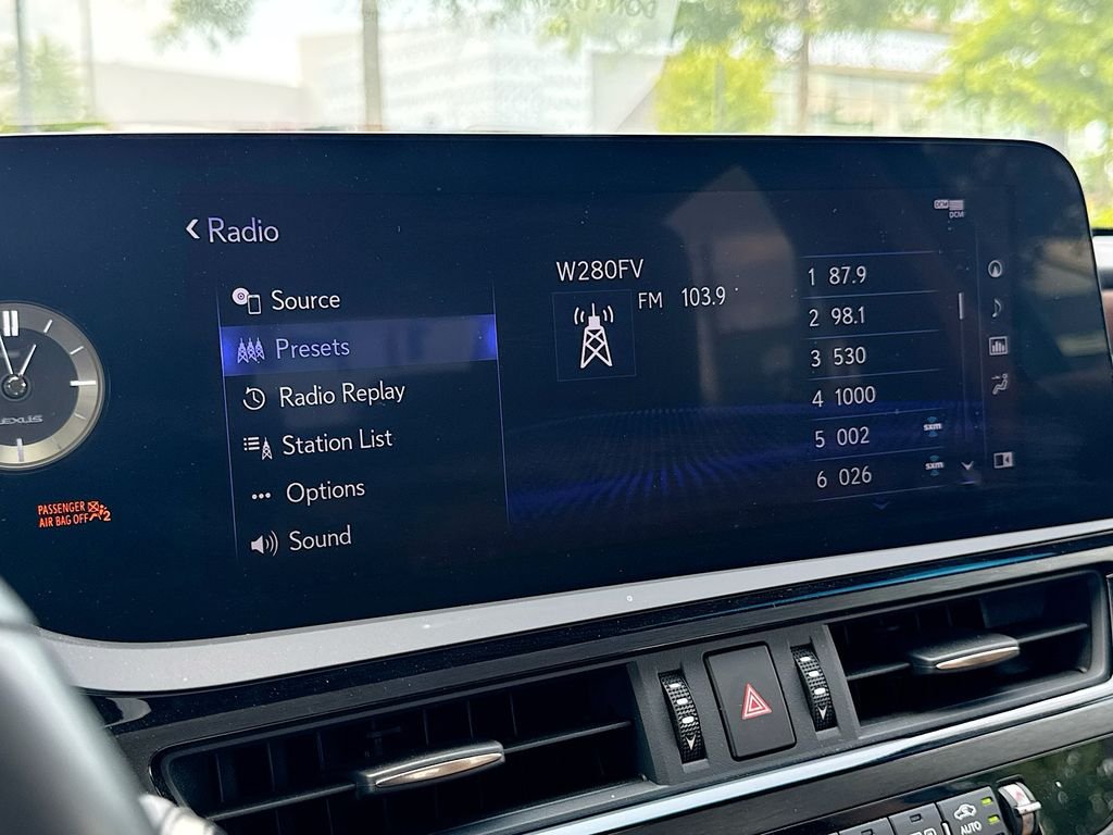 Used 2022 Lexus ES 350 w/ Premium Package FWD image 26