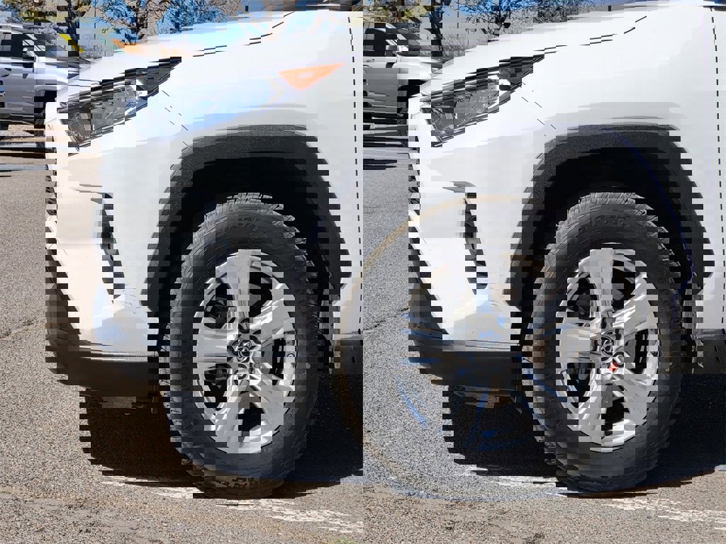 Used 2019 Toyota RAV4 XLE w/ All Weather Liner Package image 6