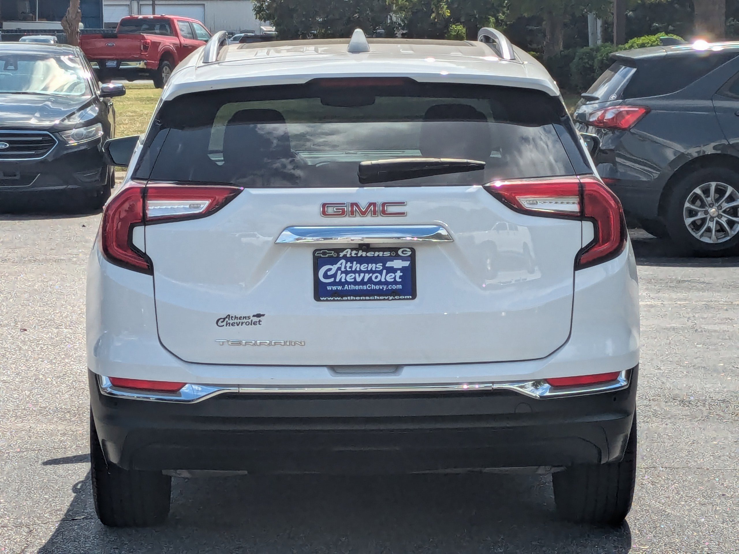 Used 2022 GMC Terrain SLT w/ Infotainment Package II image 5