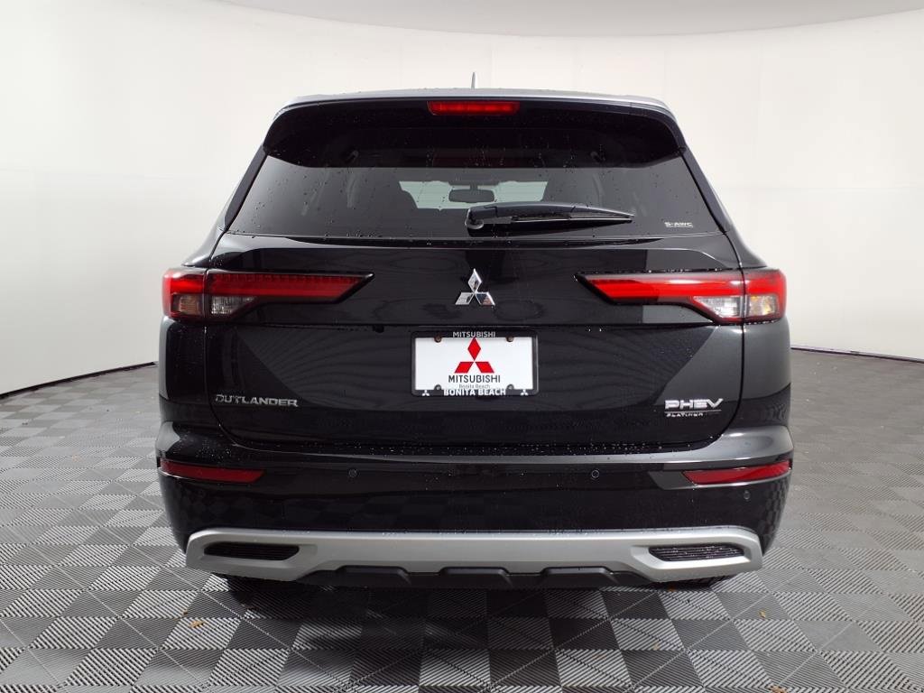 New 2025 Mitsubishi Outlander SEL image 6