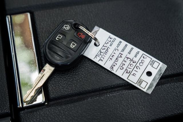 Used 2012 Ford Mustang GT Premium w/ Electronics Pkg RWD image 84