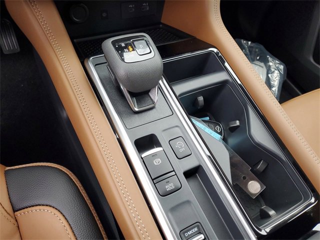 New 2025 Nissan Pathfinder Platinum image 19