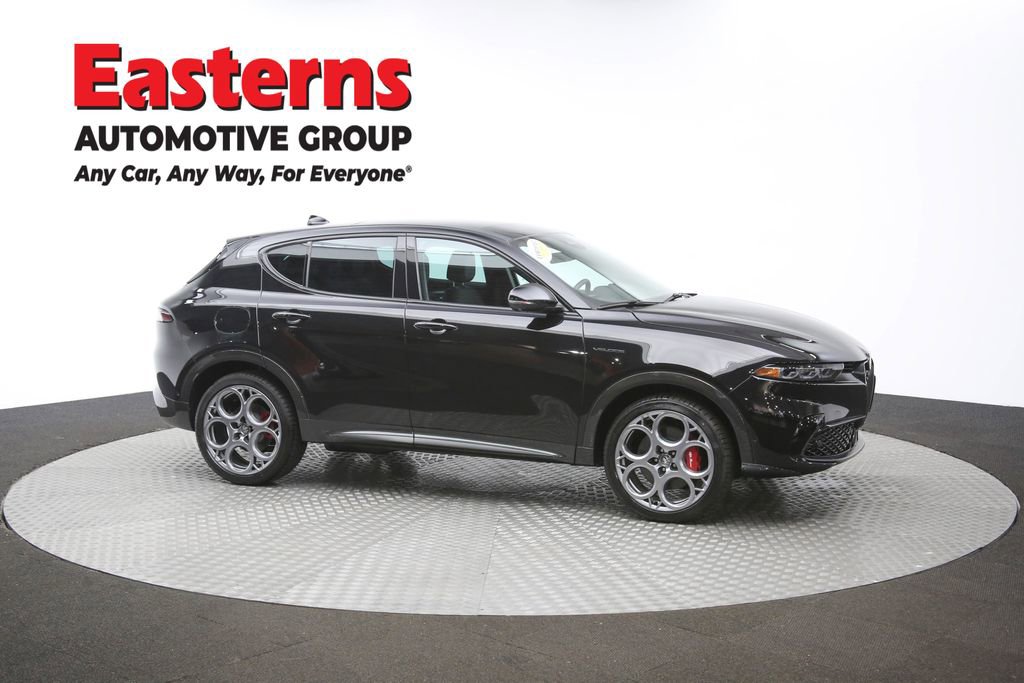 Used 2024 Alfa Romeo Tonale Veloce AWD/4WD image 44