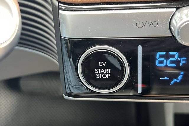 Certified 2024 Hyundai Ioniq 5 Limited AWD/4WD image 28