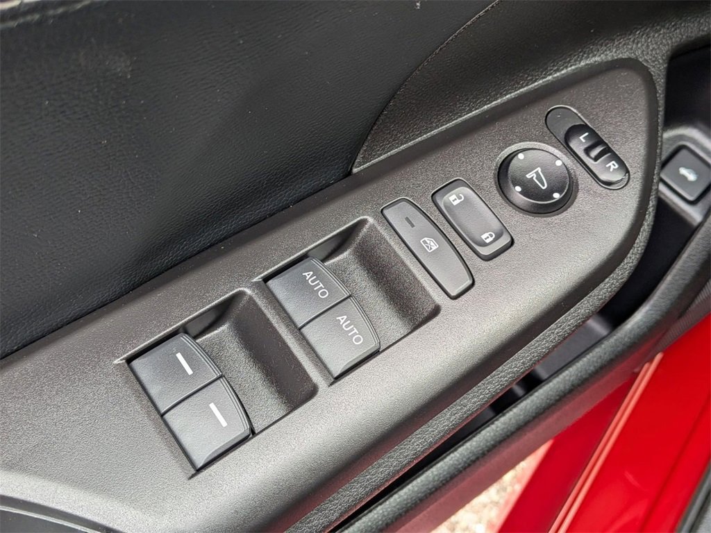 Used 2019 Honda Civic Touring image 15